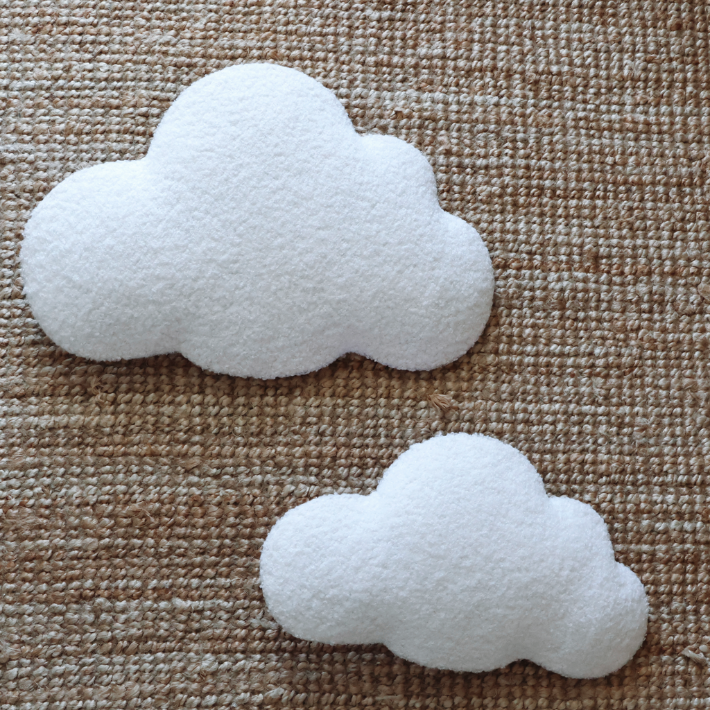 Cloud bouclé wall decor